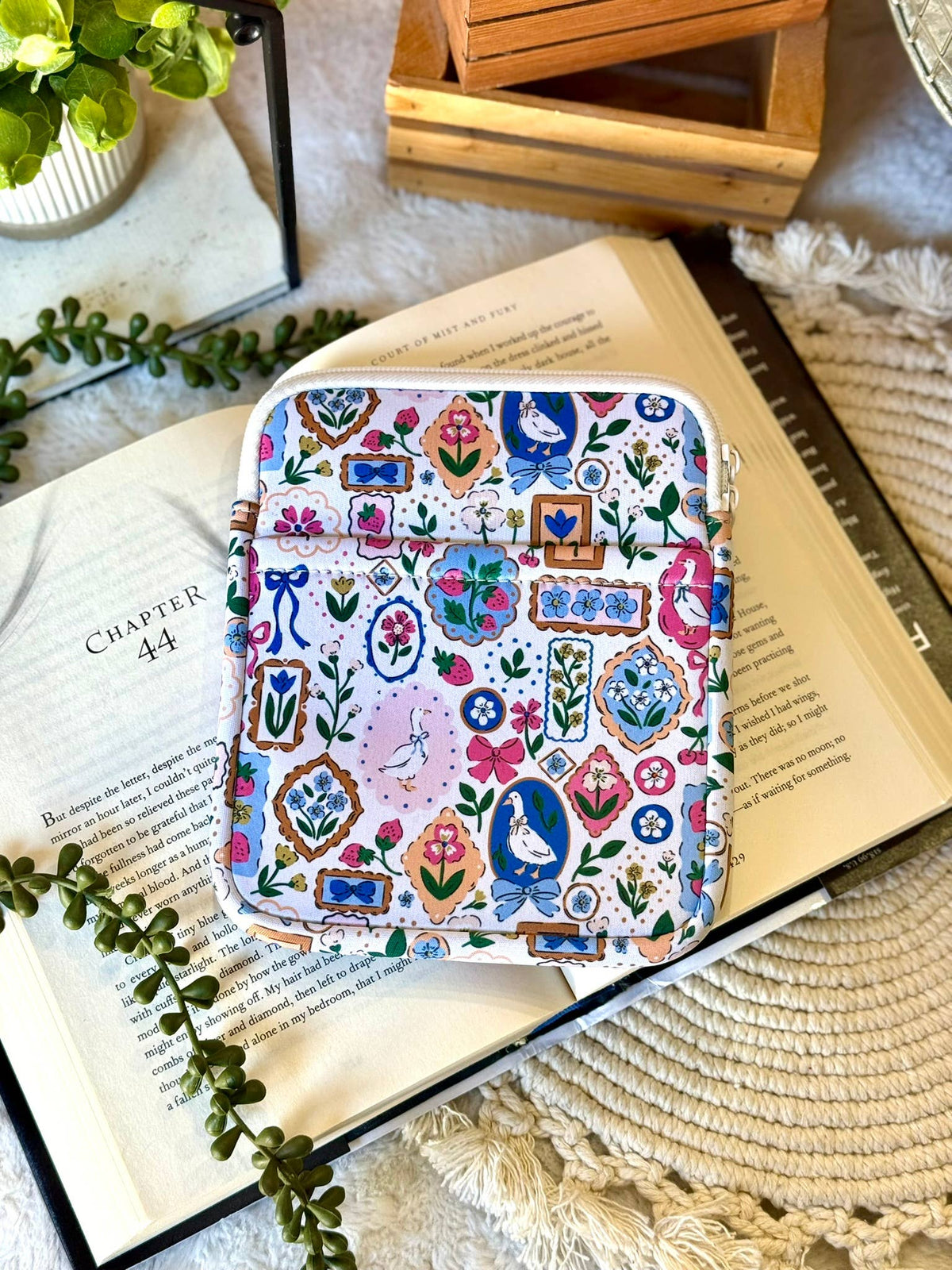Reading Coquette Goose Kindle Sleeve