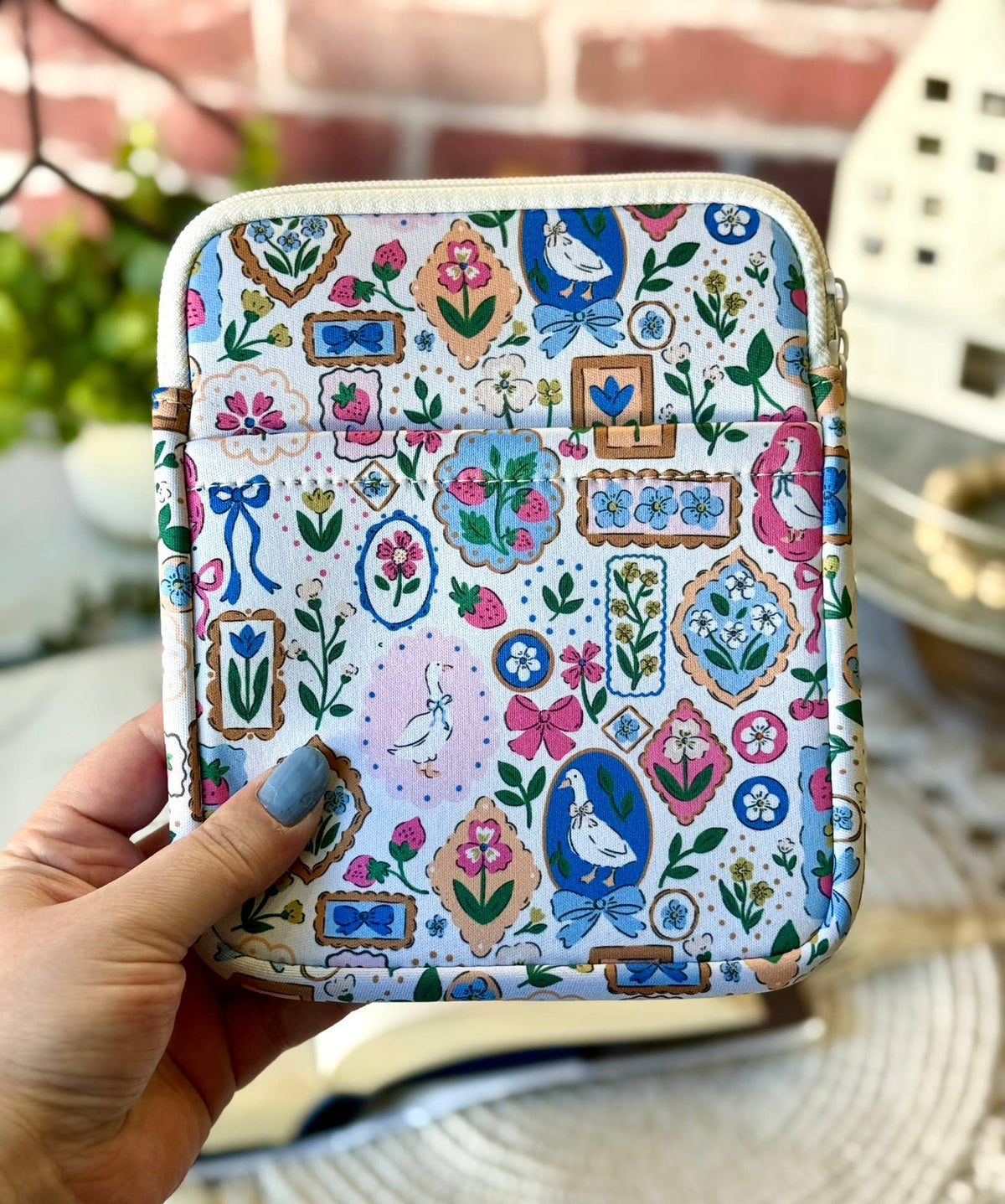 Reading Coquette Goose Kindle Sleeve