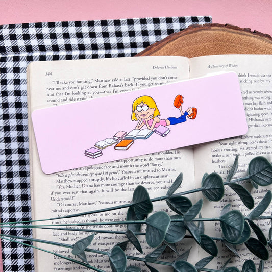 Lizzie’s Summer Reads Bookmark