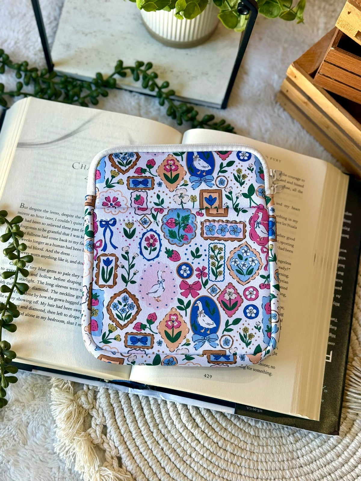 Reading Coquette Goose Kindle Sleeve